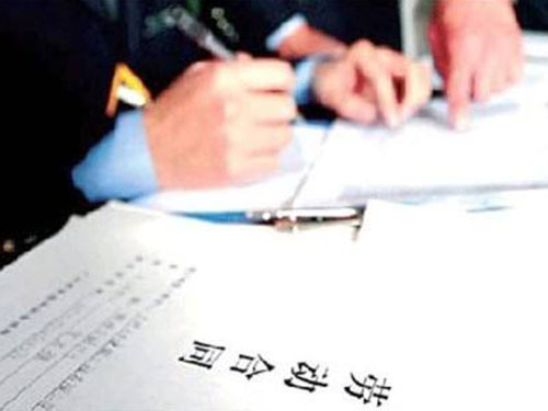 塑胶跑道和橡胶跑道哪个好？师傅量尺时说的实话